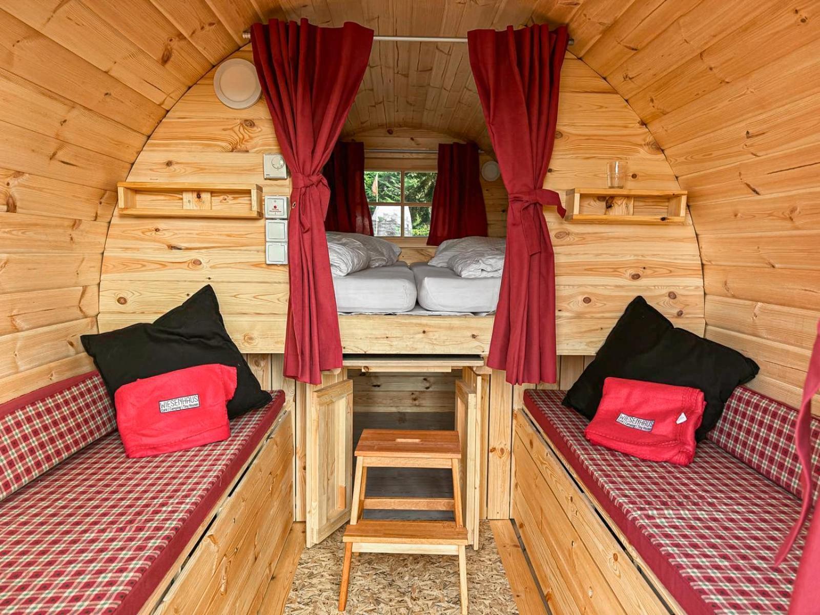 Acampamento Wiesenhaus Wohnen Im Schlaffass Colónia